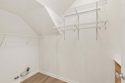 7507 Mona Ln, San Diego CA 92130-5621 exterior