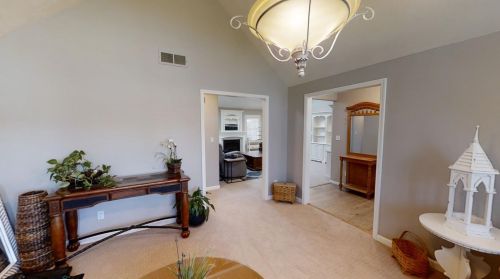 3960 Michelle Lynn Ct, Turlock CA  95382-8518 exterior