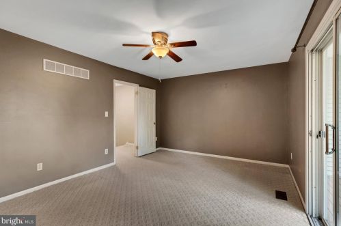 3102 Sapphire Ct, Wilmington DE  19810-2241 exterior