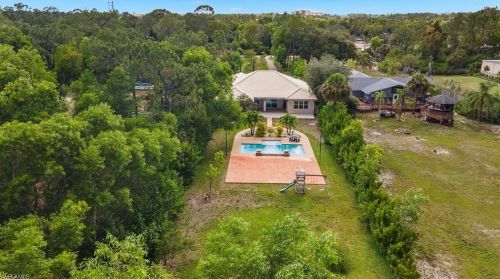 3120 68 St, Naples FL 34105-7225 exterior