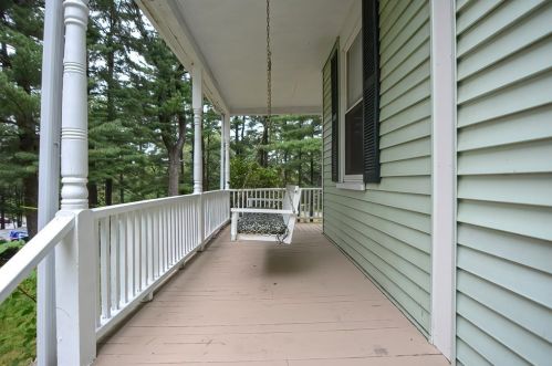 37 Moosehill Rd, Walpole, MA 02032-1431
