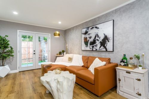 4015 Massachusetts St, Long Beach CA  90814-2826 exterior