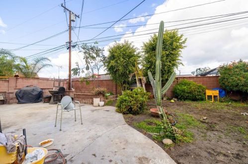 12227 Allard St, Norwalk CA  90650-2048 exterior