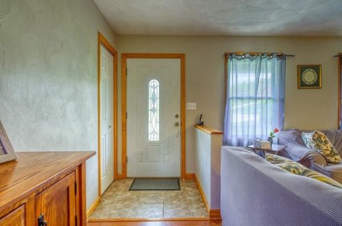 441 Lemmon Rd, Latrobe, PA 15650-5461