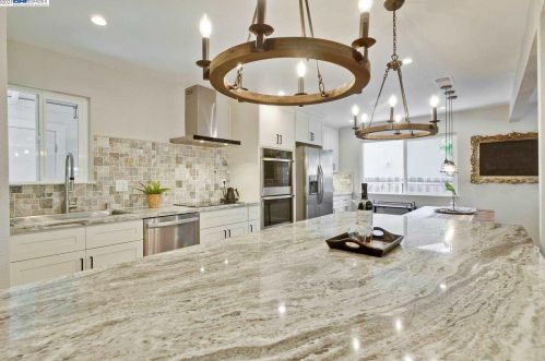 6570 Inglewood Dr, Pleasanton CA  94588-3825 exterior