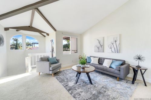 914 Agate St, San Diego CA 92109-1118 exterior