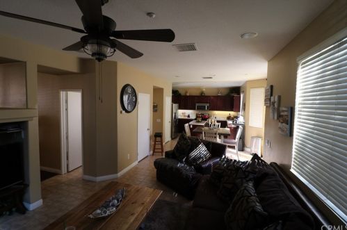 11224 Streamfield Ct, Riverside CA 92505-5713 exterior