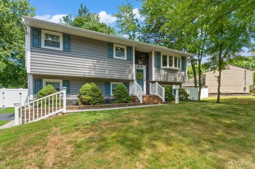 38 Rockhill Rd, Old Bridge NJ  08857-2418 exterior