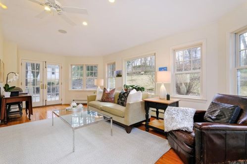 10 Claremont Rd, Scarsdale, NY 10583-1104