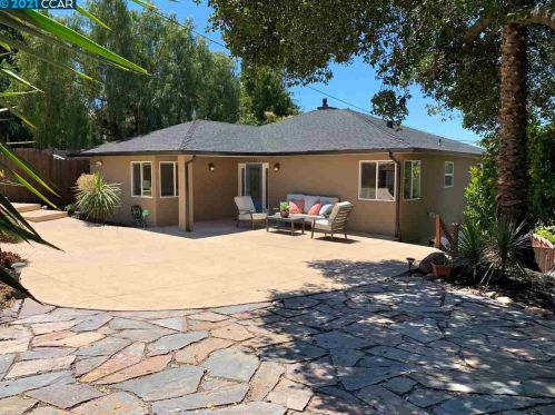 4401 Davenport Ave, Oakland, CA 94619-2914