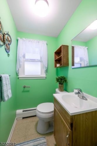 265 Hillcrest Rd, Ridgewood NJ  07450-2435 exterior