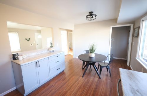 8310 Brentwood Ave, Milwaukee WI  53223-5533 exterior