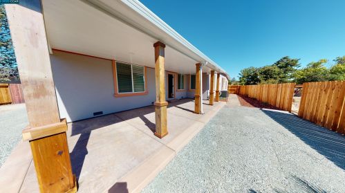 1242 Metten Ave, West Pittsburg CA  94565-6226 exterior