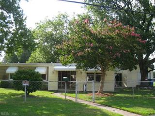 705 Stalham Rd, Chesapeake, VA 23325-3539