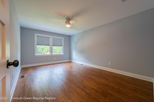 803 Leonardville Rd, Leonardo NJ  07737-1335 exterior