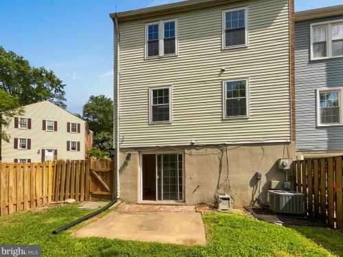 8358 Luce Ct, Springfield VA  22153-3320 exterior