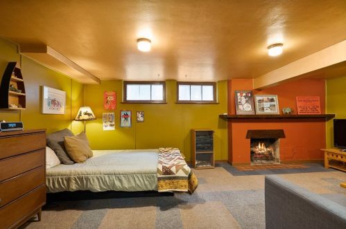 1003 Sylvan Ave, Milwaukee WI 53217-5355 exterior