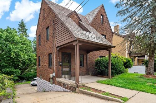 641 Bower Hill Rd, Pittsburgh, PA 15243-2070