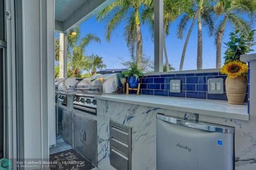 3591 177th Ave, Hollywood FL  33029-1666 exterior