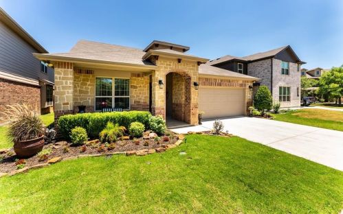 4733 Redbud Dr, Denton, TX 76208-6845