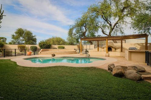 3833 67 Ave, Phoenix AZ 85033 exterior