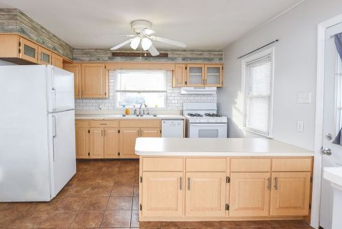 1718 Hart St, New Castle PA  16101-1316 exterior