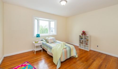100 Cedarhurst Ave, West Paterson NJ  07424-3005 exterior