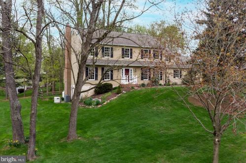 101 Ridgewood Dr, Landenberg, PA 19350-9101