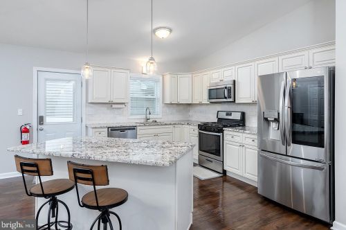 30 Bellmawr Ave, Gloucester NJ  08031-1329 exterior