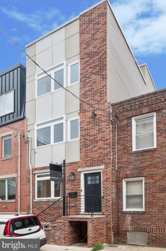 1412 Bouvier St, Philadelphia, PA 19146-4725