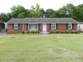 311 Goldie Dr, Goodlettsville, TN 37072-2608