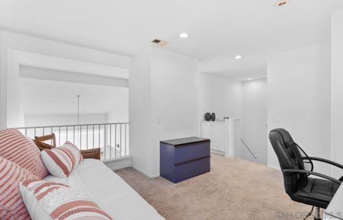 13503 Jadestone Way, San Diego CA 92130-2819 exterior