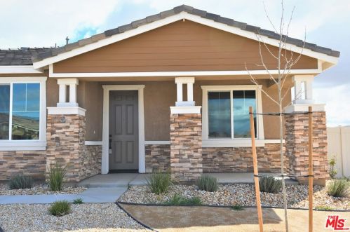 45320 Denmore Ave, Lancaster, CA 93535