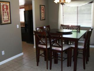 2658 Menlo St, Mesa, AZ 85213-1547