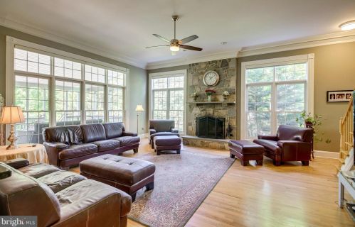 12664 Crabtree Falls Dr, Bristow VA  20136-2161 exterior
