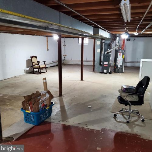 208 Bittlewood Ave, Berlin Boro NJ  08009-9444 exterior