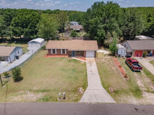 11625 129th Ln, Ocklawaha FL  32179-5096 exterior