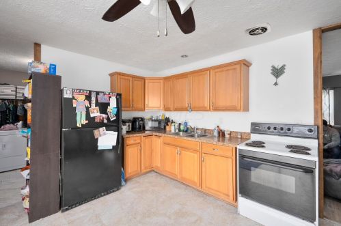 2939 Craven Dr, Marion OH 43302-8675 exterior