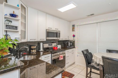 13 Portsmouth Dr, Old Bridge NJ  08857-3116 exterior