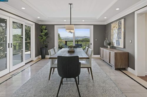 12740 Brookpark Rd, Oakland CA  94619-3137 exterior