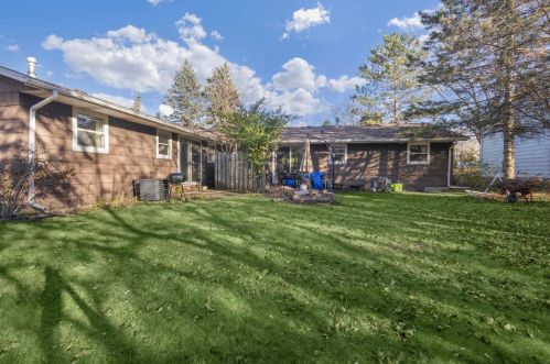 2605 He Nis Ra Ln, Green Bay, WI 54304-1307