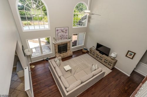 16 Neshanic Dr, East Amwell Township NJ  08551-1844 exterior