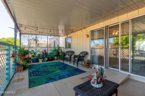 9934 Oak Rdg Dr, Sun City AZ 85351-1658 exterior