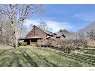 14 Old Field Rd, Weston, CT 06883-1324