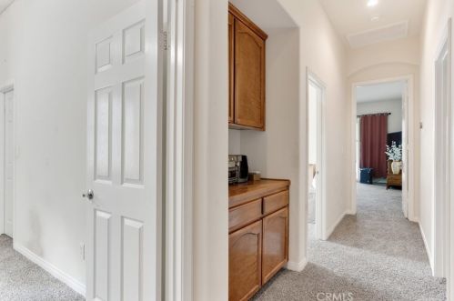 6608 Montagna Dr, Bakersfield CA  93306-7658 exterior