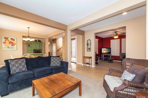 40347 Amesbury Ln, Temecula CA 92591-4432 exterior