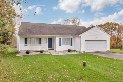 211 Pinney St, Ellington, CT 06029-3624
