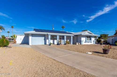 12251 Thunderbird Rd, Sun City, AZ 85351-3546