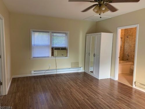 100 Tintle Ave, West Milford Lakes NJ  07480-4715 exterior