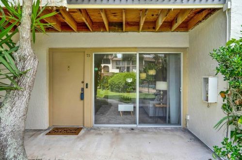 200 Maitland Ave, Altamonte Springs FL  32701-5519 exterior